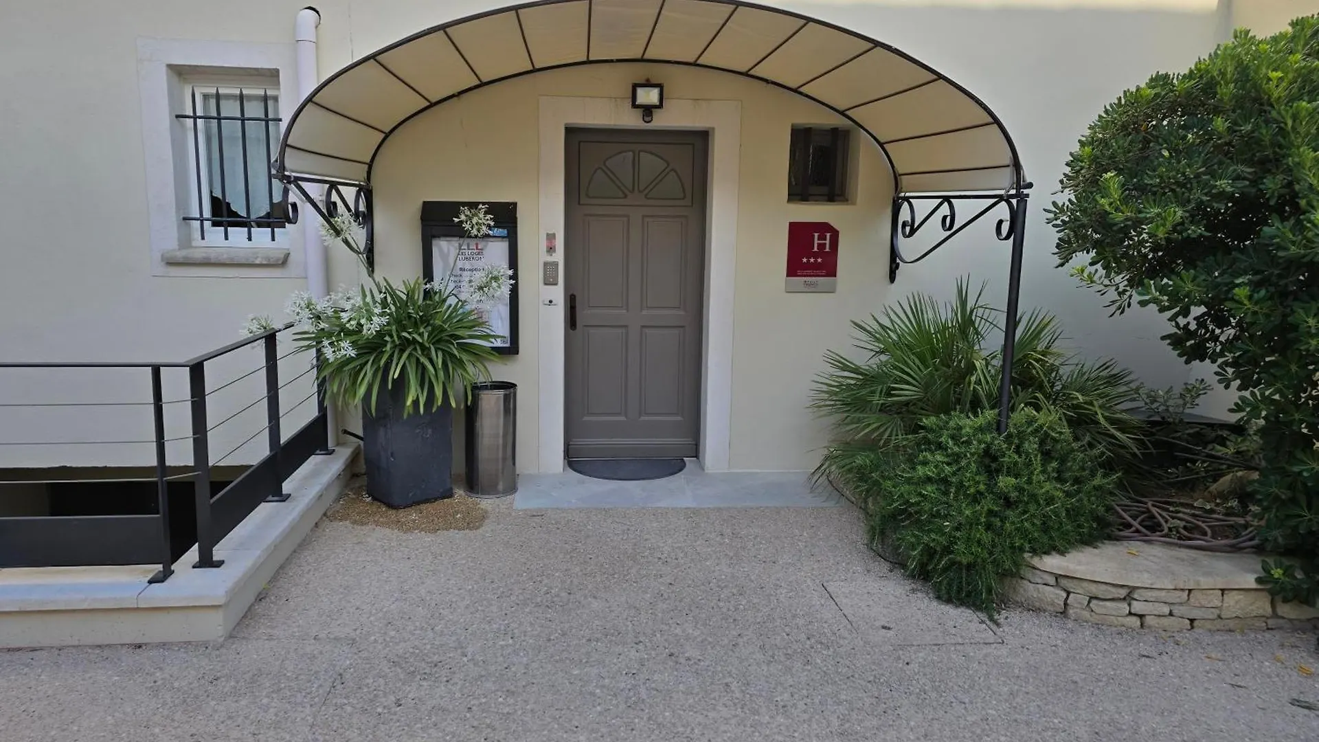 ***  Les Loges Du Luberon Hotel Coustellet Frankrijk