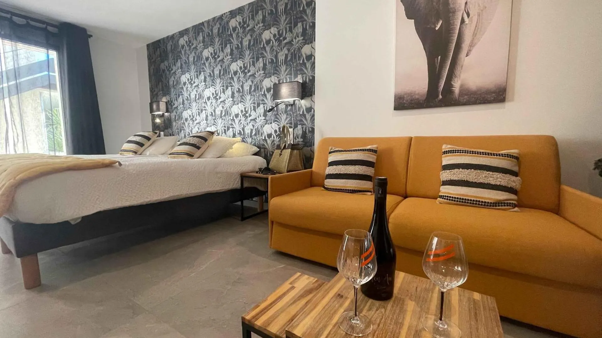 Les Loges Du Luberon Hotel Coustellet