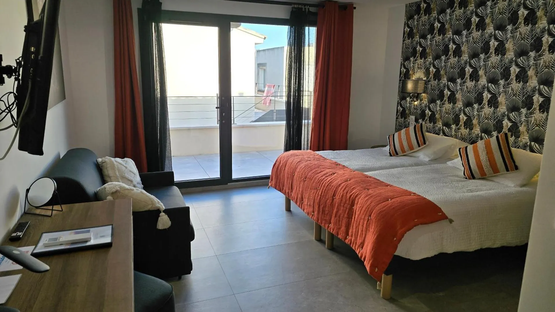 Hotel Les Loges Du Luberon à Coustellet