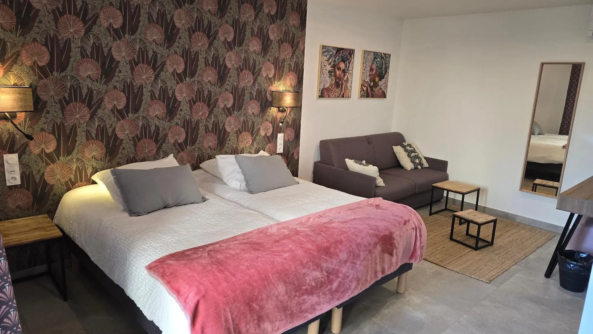***  Les Loges Du Luberon Hotel Coustellet France