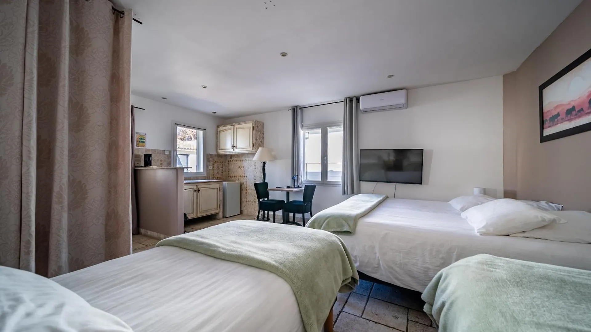 Les Loges Du Luberon Hotel Coustellet